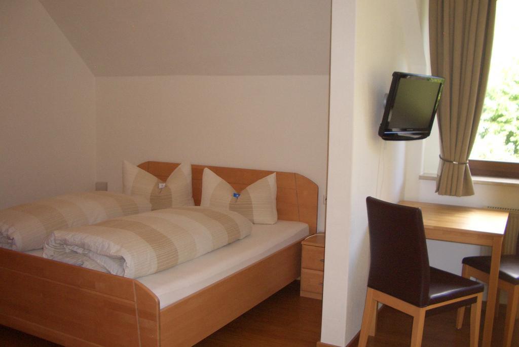 Gaestehaus Weberskirch ارنست الغرفة الصورة